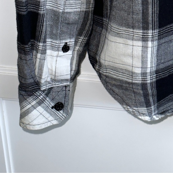 Rails Black Plaid Justin Pocket Shirt Large - Picture 7 of 12